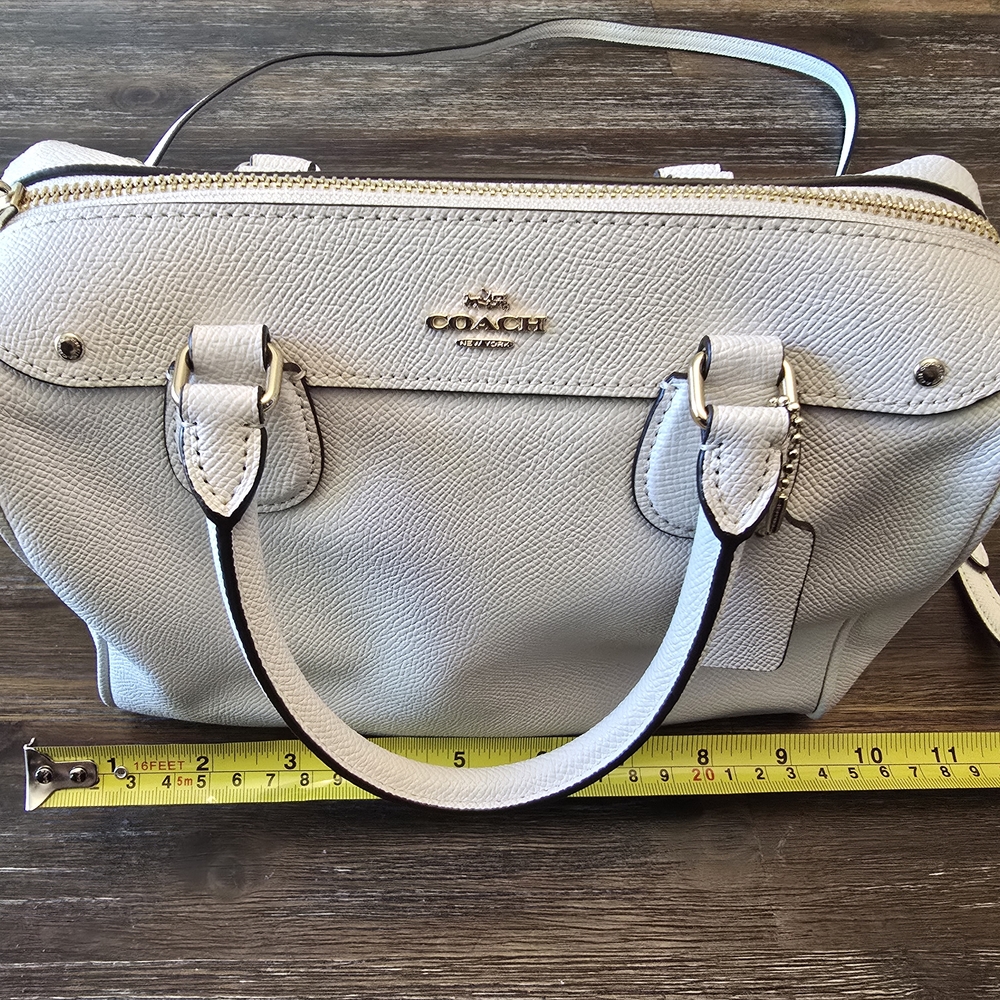 Coach Women's Cream Leather Handbag